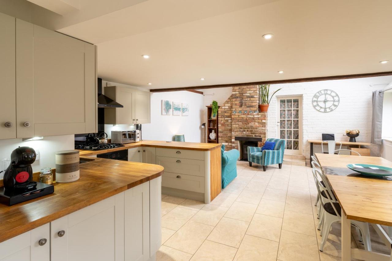 Colthorn Farm Cottage By Aryas Properties - Oxford Eksteriør billede